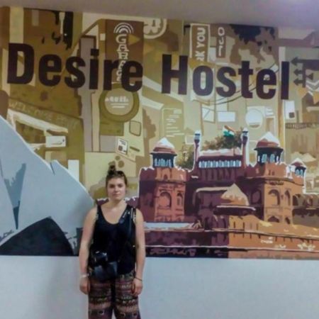 The Desire Hostel Yeni Delhi Dış mekan fotoğraf