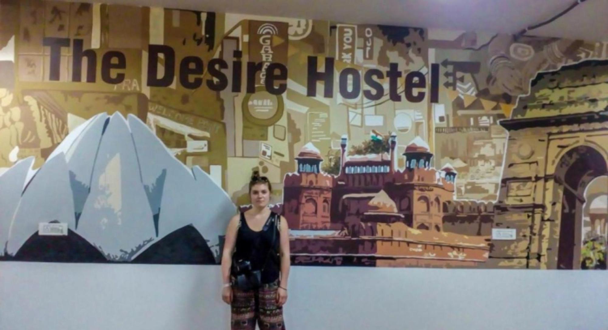 The Desire Hostel Yeni Delhi Dış mekan fotoğraf